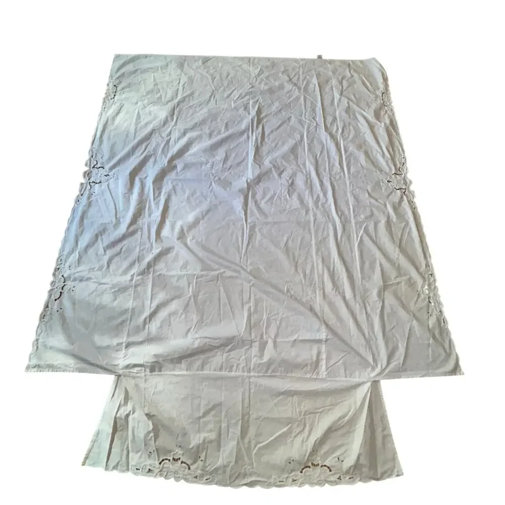 Vintage JCPenney white embroidered cut out table cloth